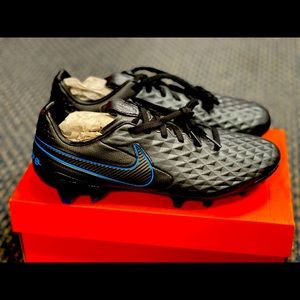 Nike Soccer Cleats (Men’s/Wms) NIB